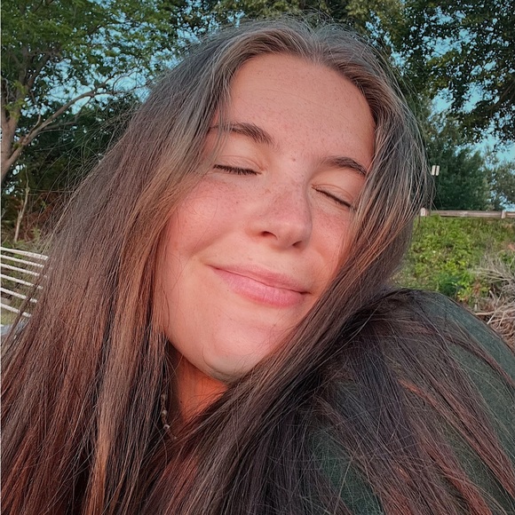 elana_zebrowski
